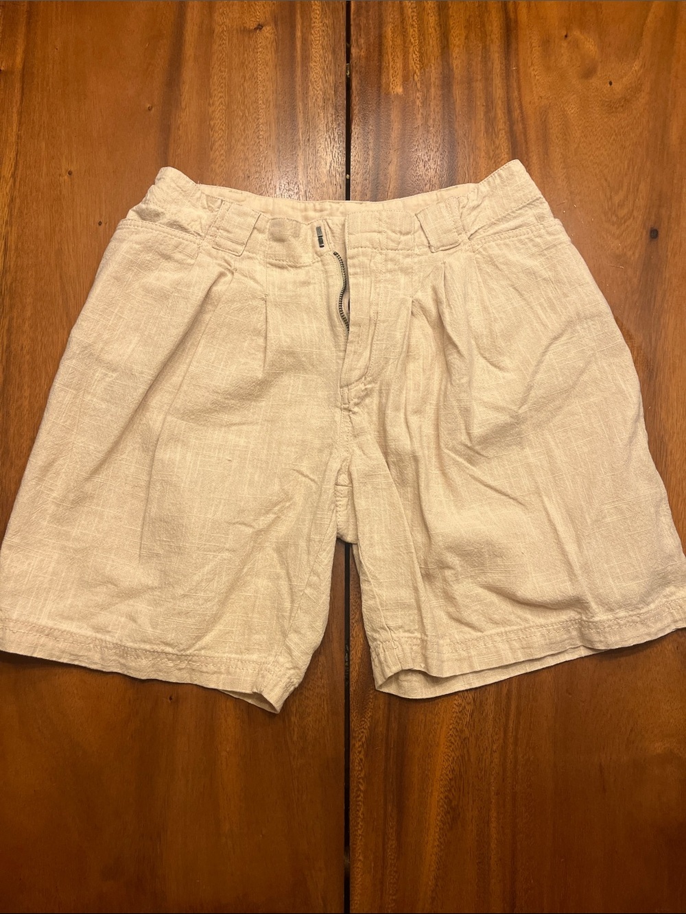 Free People Women’s Pleated Cotton-Blend Shorts in Natural